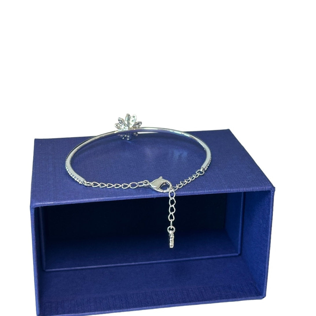 Swarovski Eternal Flower bangle Flower, Pink, Mixed metal finish Bracelet