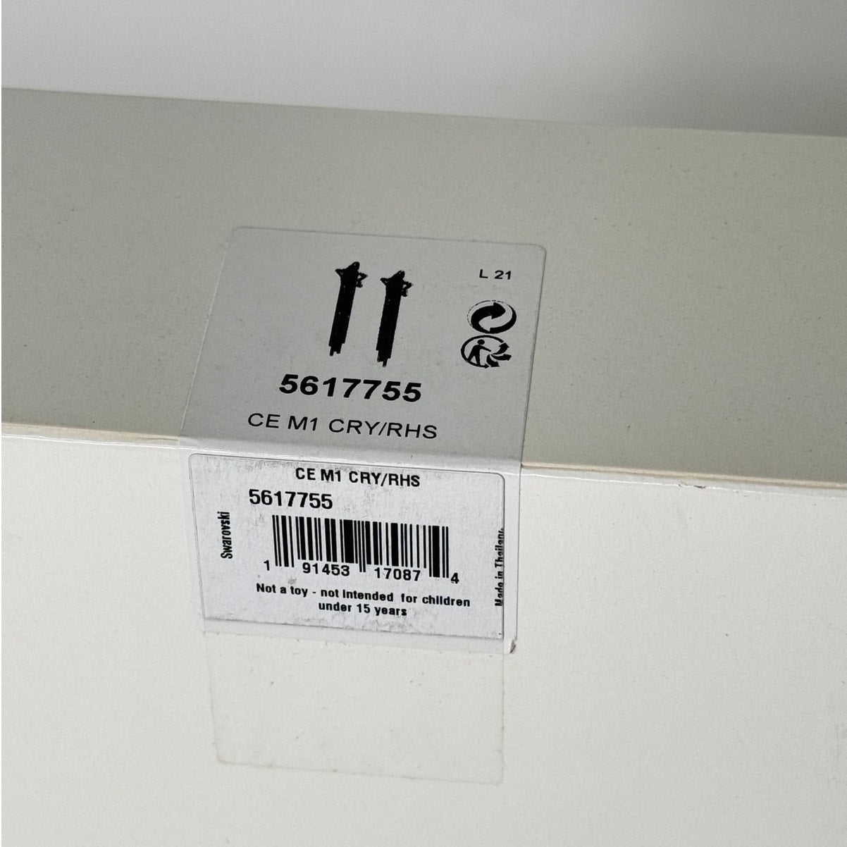 Swarovski Stella clip earrings Shooting star, White, Rhodium plated