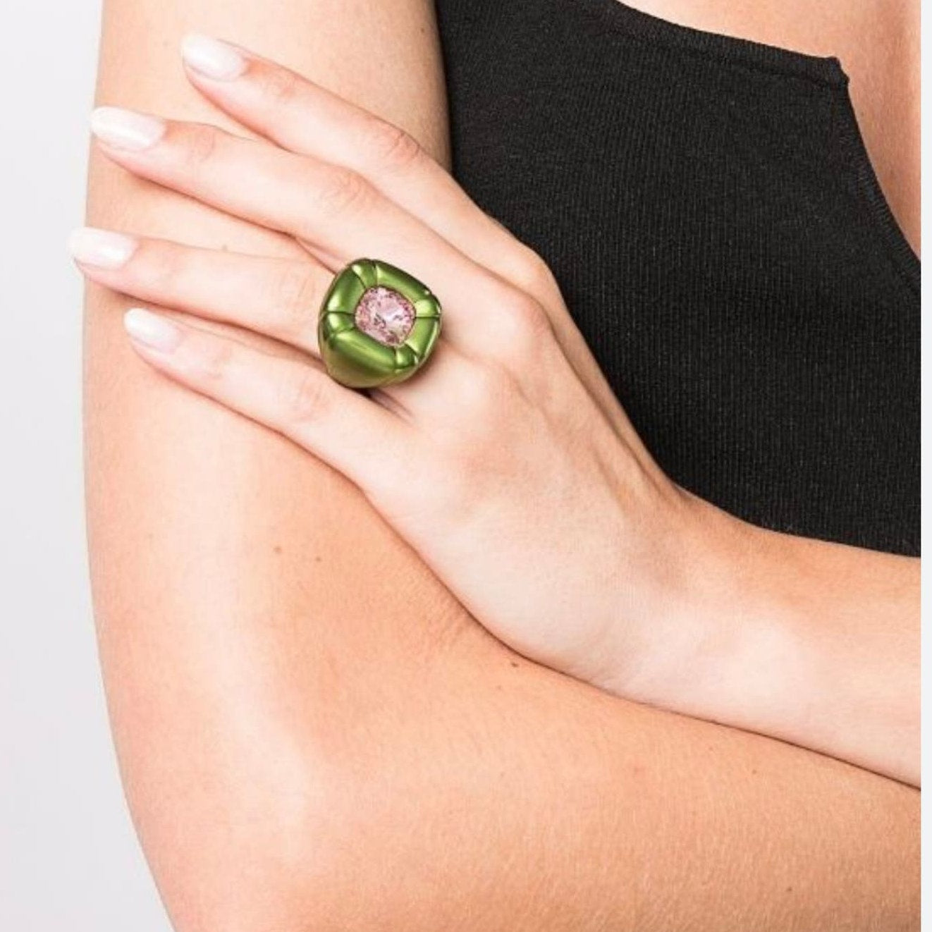 Swarovski Dulcis Cocktail Ring sizen 52 / 6 Green New