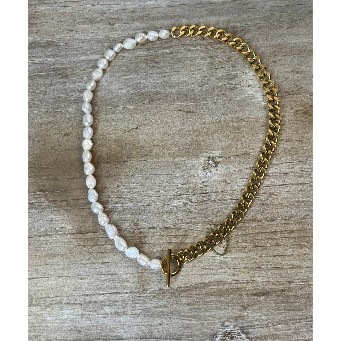 Coco Necklace Fresh Water Pearled with Half Gold Chain Necklace