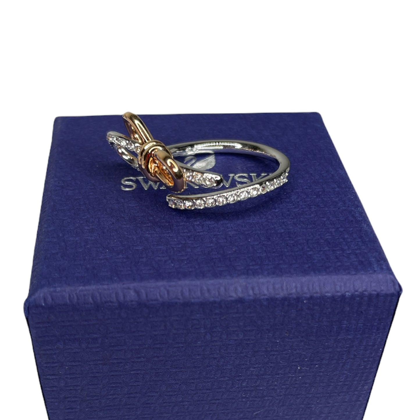 Swarovski Lifelong Bow ring Bow, White, Mixed metal finish Size Eur 52 / 6 USA