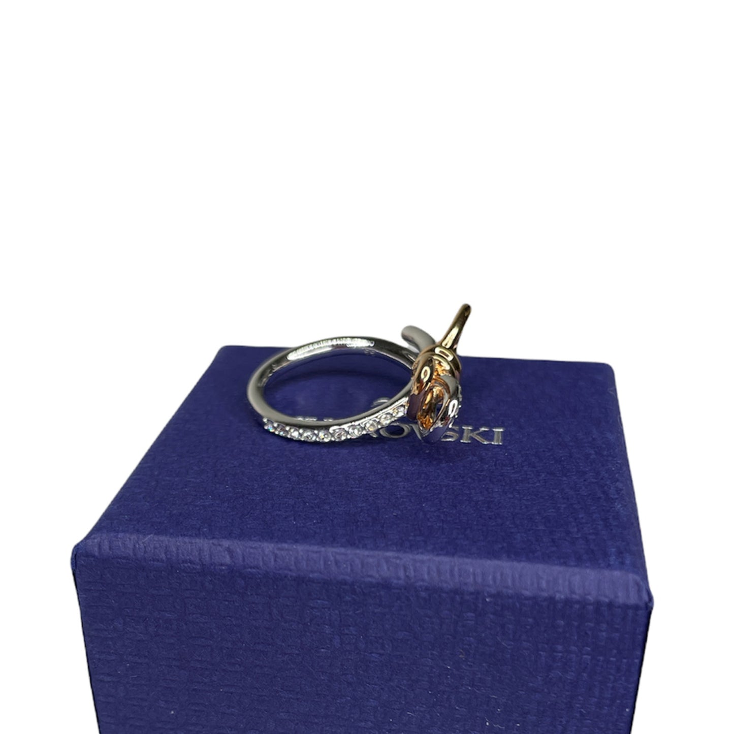 Swarovski Lifelong Bow ring Bow, White, Mixed metal finish Size Eur 52 / 6 USA