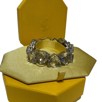 Swarovski Millenia bracelet Triangle cut crystals, White, Rhodium plated M