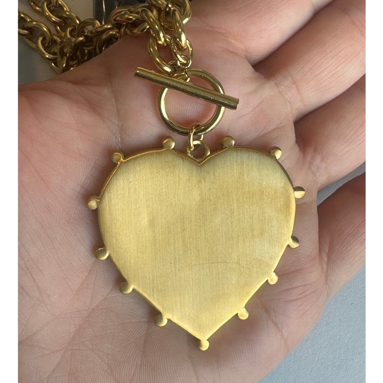 Amora Necklace Gold Chain with Vintage Inspired Heart Pendant