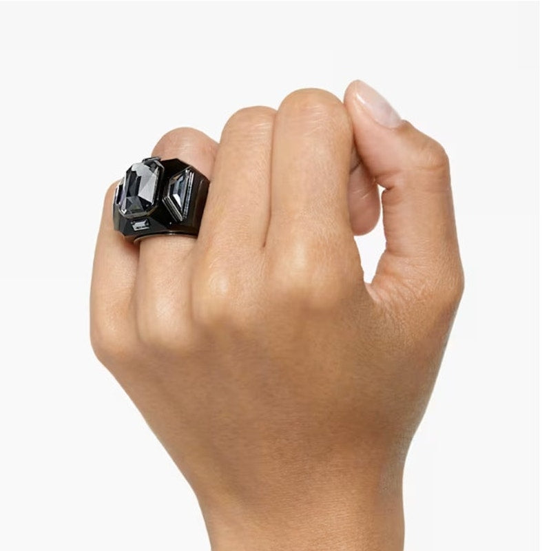Swarovski Chroma cocktail ring Black, Ruthenium plated 55 EUR /  7 USA