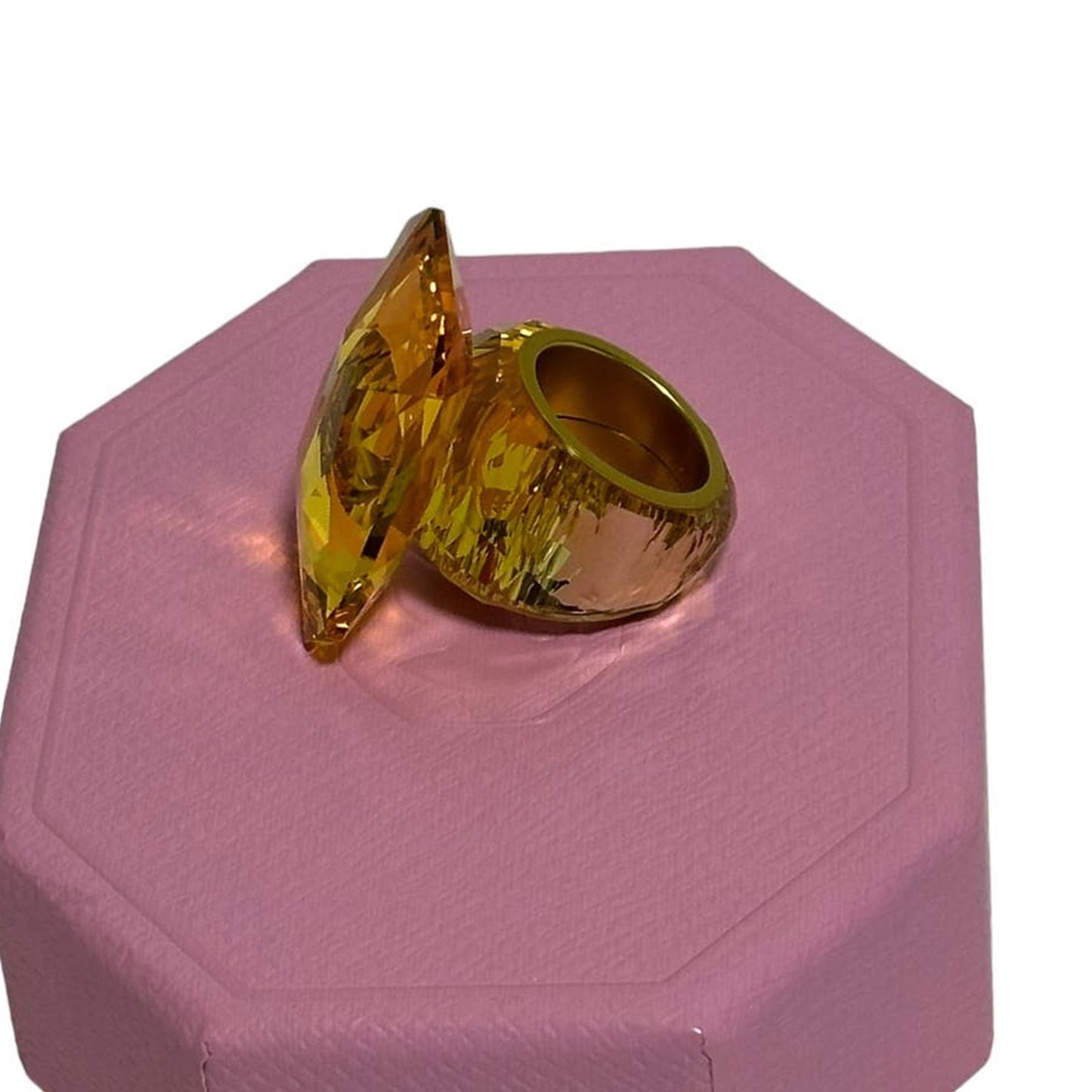 Swarovski Lucent cocktail ring Oversized crystal, Octagon cut, Yellow 52  / USA6