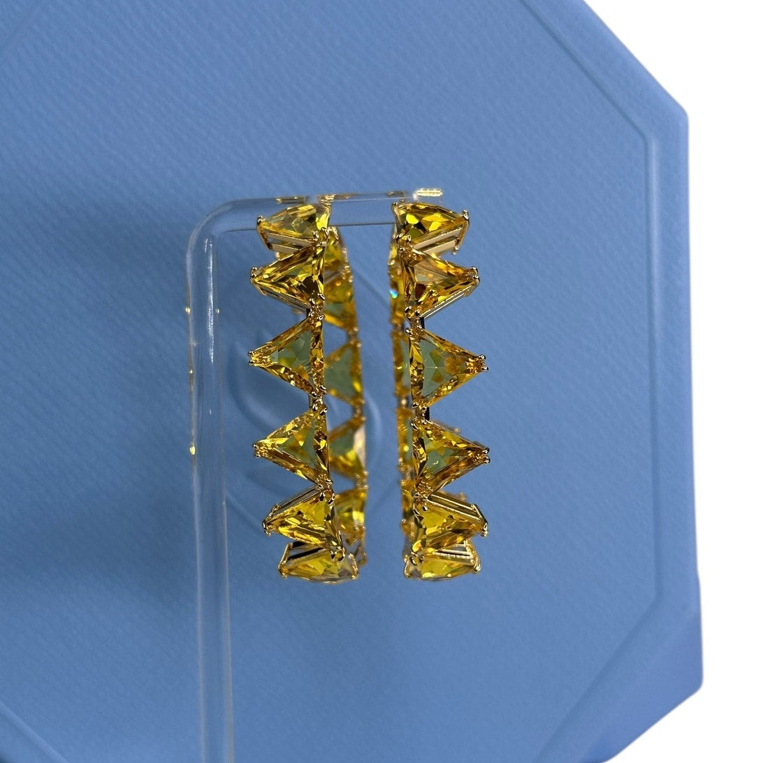 Swarovski Millenia hoop earrings Yellow, Gold-tone plated