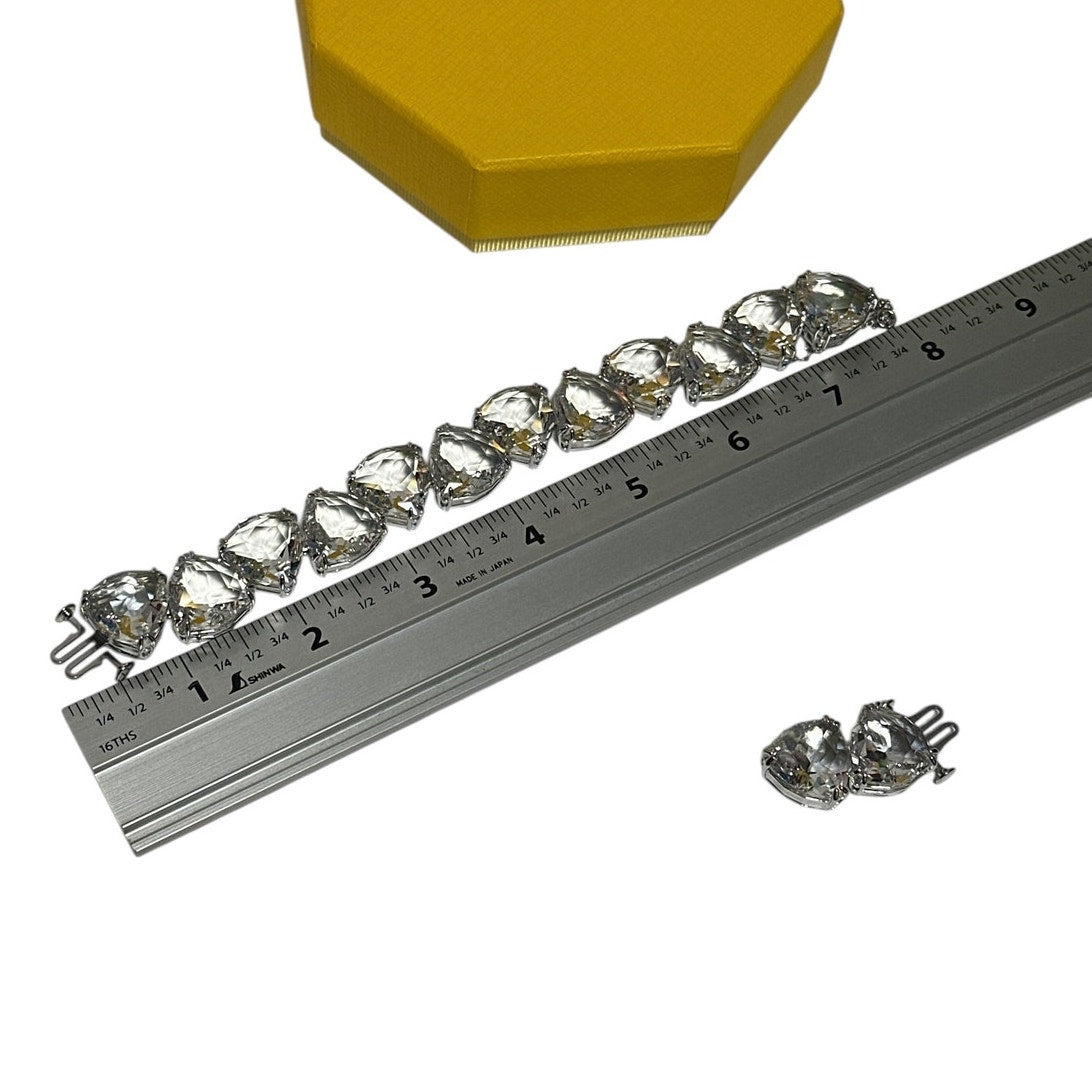 Swarovski Millenia bracelet Triangle cut crystals, White, Rhodium plated M