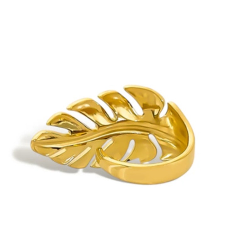 Golden Goddess Palm Ring Size 7 adjustable