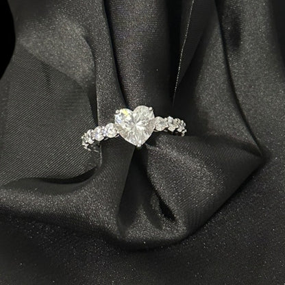 Marilyn Heart Ring with Cubic Zirconia Elegant & Sparkling Jewelry for Women