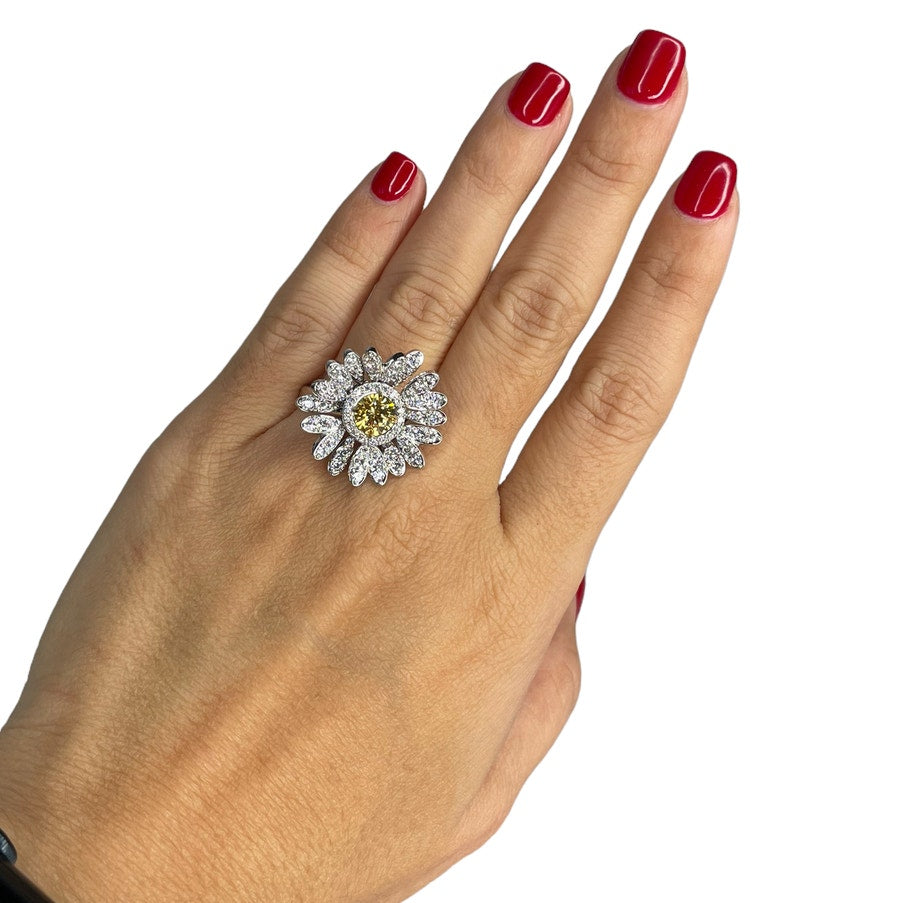 Swarovski Eternal Flower ring Flower, Yellow, Mixed metal finish Eur 58 / USA 8