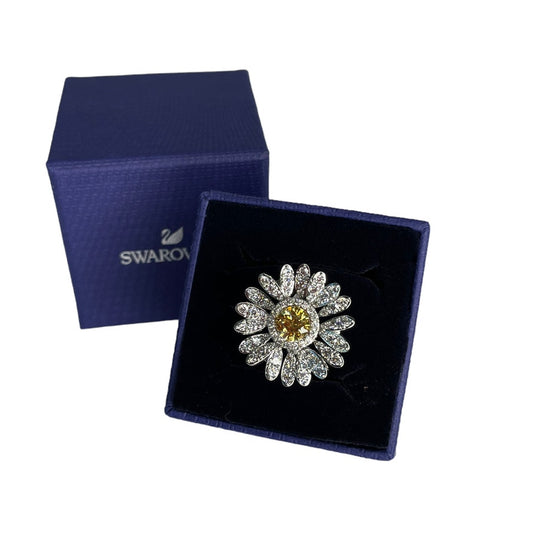 Swarovski Eternal Flower ring Flower, Yellow, Mixed metal finish Eur 58 / USA 8